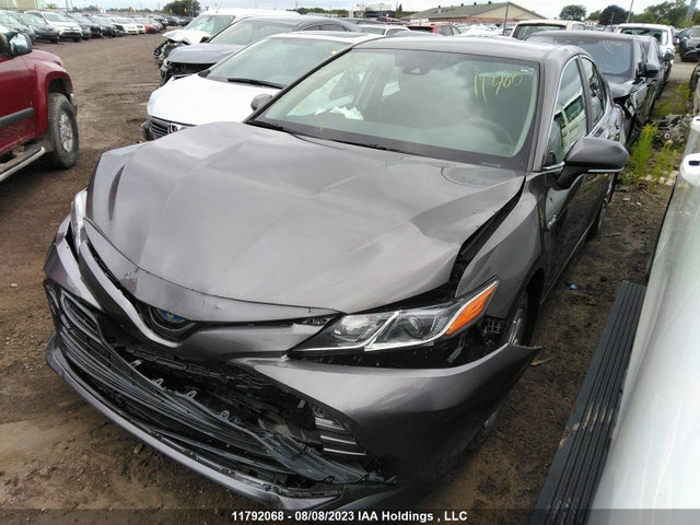 Toyota CAMRY LE 2020 4T1C31AK3LU520339 Image 2
