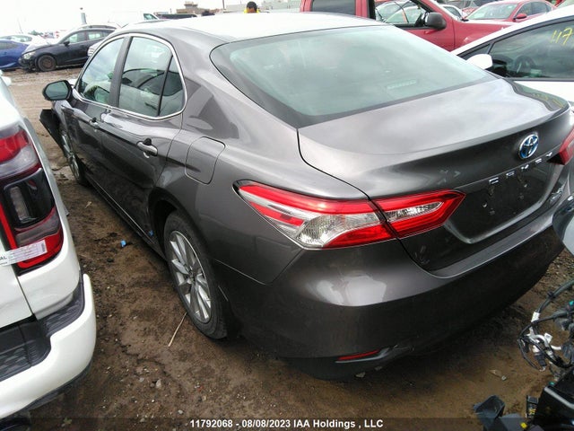 Toyota CAMRY LE 2020 4T1C31AK3LU520339 Image 3