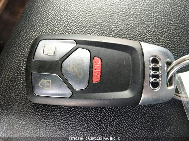 WA1EAAFY4M2141437 Audi Q5