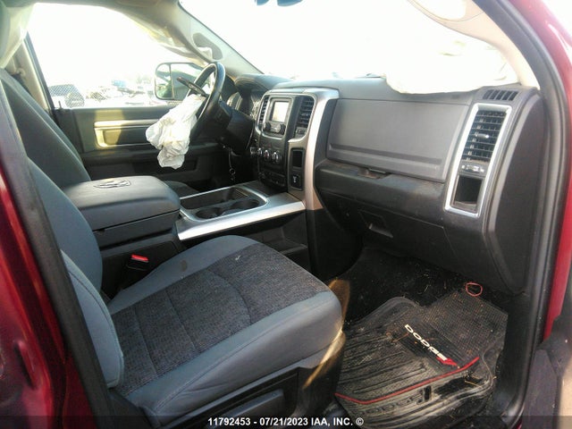 1C6RR7GT0HS693181 RAM 1500 Slt