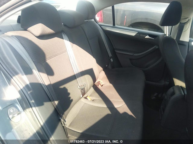 3VW267AJ1GM331374 Volkswagen JETTA
