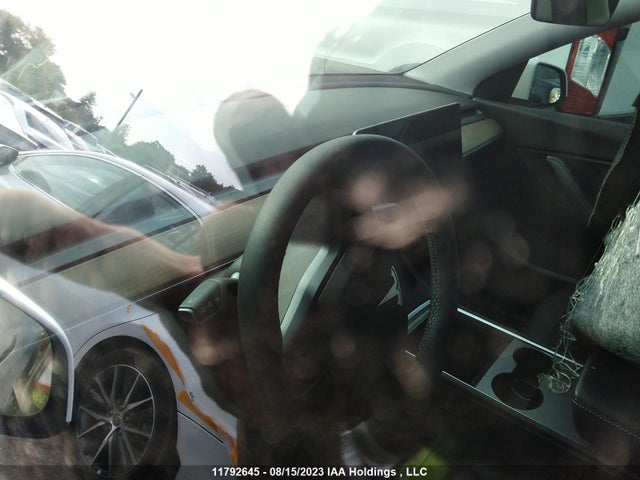 5YJYGDEE1MF259761 Tesla Model Y