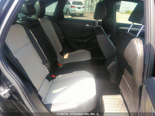3VWE57BU1KM189836 Volkswagen JETTA SEL