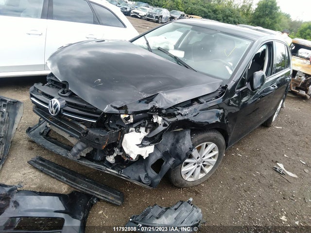 3VW217AU5HM053301 Volkswagen Golf S/wolfsburg/se/sel