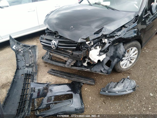 3VW217AU5HM053301 Volkswagen Golf S/wolfsburg/se/sel