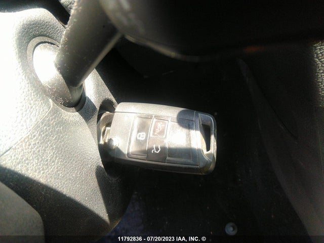 3VW117AU4FM090283 Volkswagen GOLF