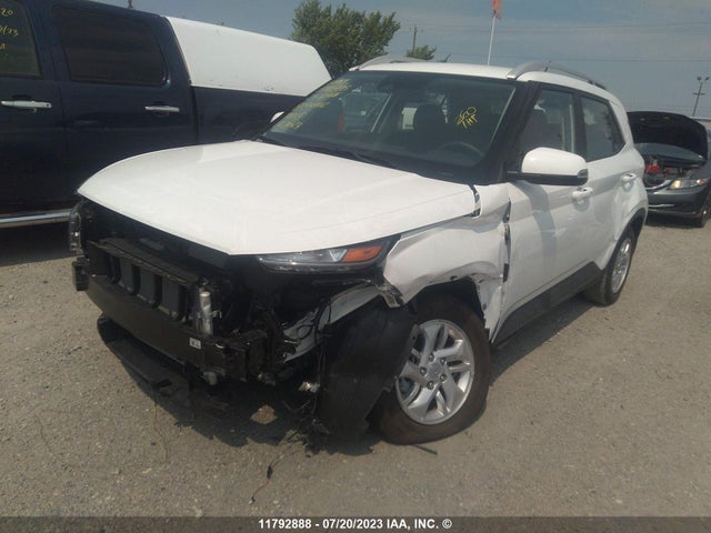 Hyundai Venue Sel/limited 2023 KMHRC8A3XPU246462 Image 2
