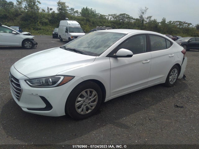 Hyundai ELANTRA SE 2017 5NPD74LF8HH063026 Image 2