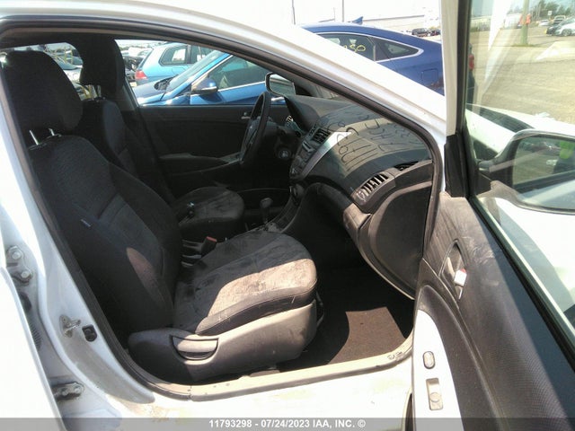 Hyundai ACCENT SE 2017 KMHCT5AE0HU330121 Image 5