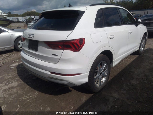WA1AECF31N1081014 Audi Q3 Komfort 45