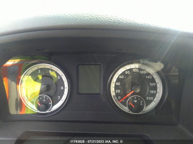 1C6RR7LG9FS681178 RAM 1500 Slt