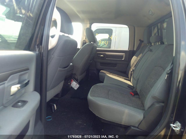 1C6RR7LG9FS681178 RAM 1500 Slt