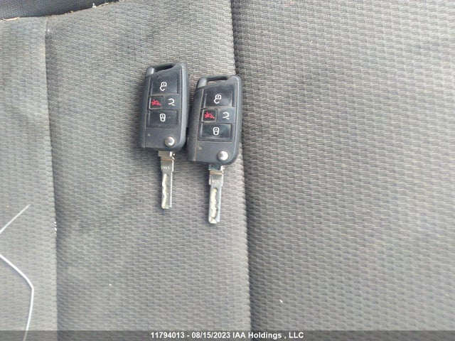 3VW117AU5KM504049 Volkswagen Golf Sportwagen S