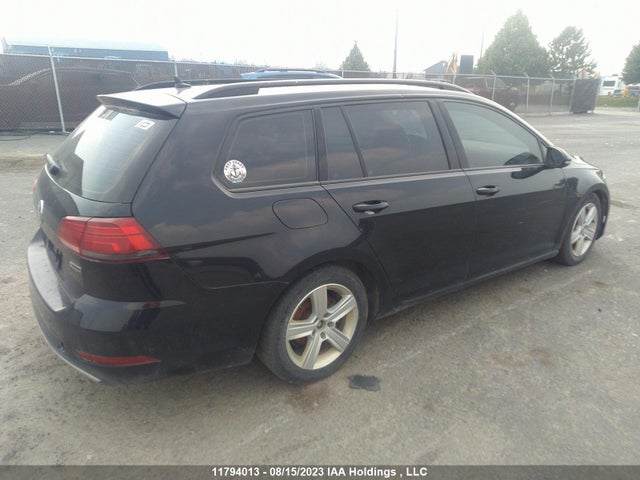 3VW117AU5KM504049 Volkswagen Golf Sportwagen S