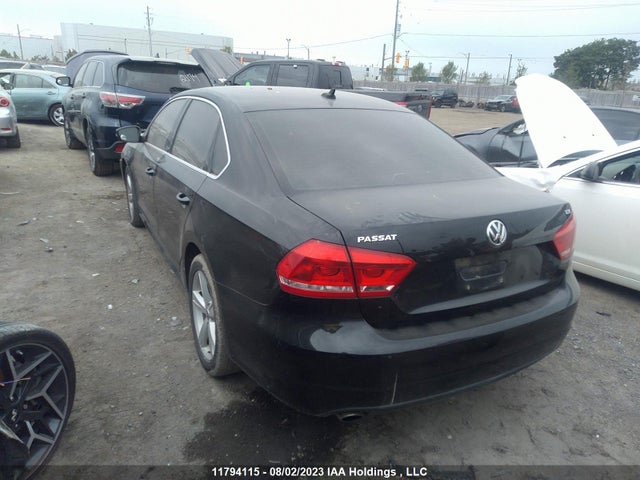 1VWBS7A34FC054703 Volkswagen PASSAT SE