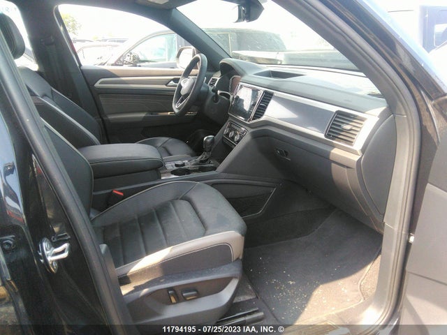 1V2FE2CA6PC210069 Volkswagen Atlas Cross Sport Se