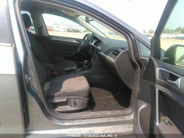 3VW217AU6HM048771 Volkswagen Golf S/wolfsburg/se/sel