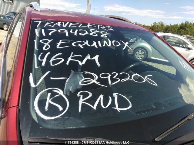 Chevrolet EQUINOX LT 2018 2GNAXSEV2J6293206 Image 12
