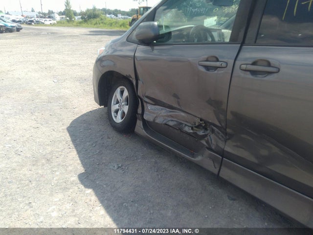 Toyota SIENNA LE 2020 5TDKZ3DC9LS053270 Image 7