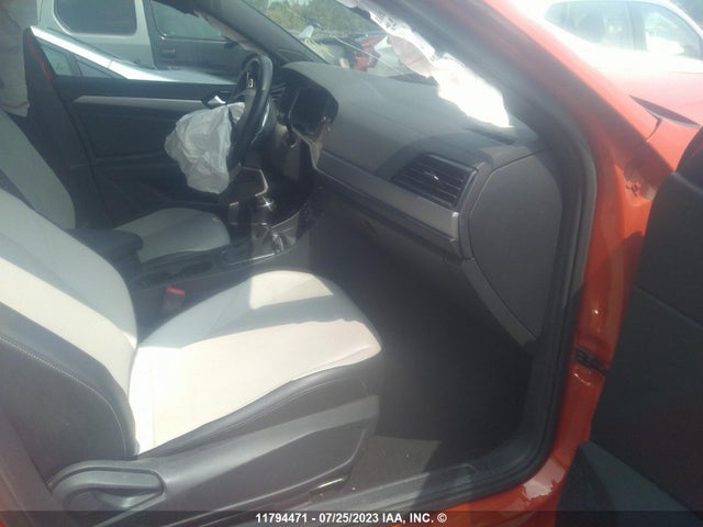 Volkswagen Jetta Highline 2019 3VWW57BU9KM016926 Image 6