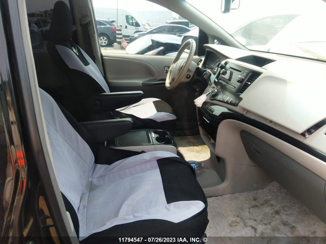 Toyota Sienna Sport 2014 5TDXK3DC1ES475949 Image 5