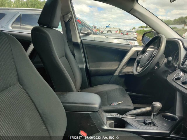 Toyota RAV4 LE 2015 2T3BFREV4FW273656 Image 8