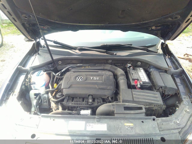 1VWBS7A30EC104298 Volkswagen PASSAT SE