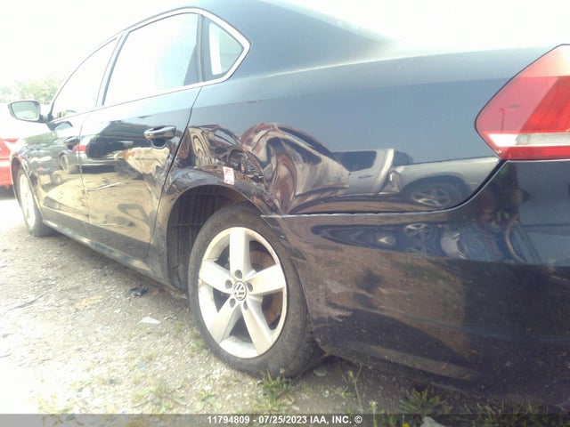 1VWBS7A30EC104298 Volkswagen PASSAT SE