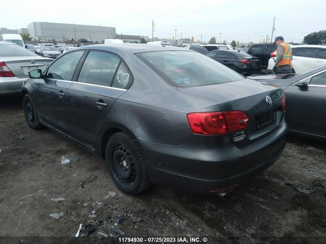 3VWD07AJ2EM397018 Volkswagen JETTA SE