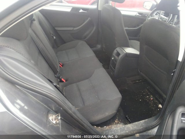 3VWD07AJ2EM397018 Volkswagen JETTA SE
