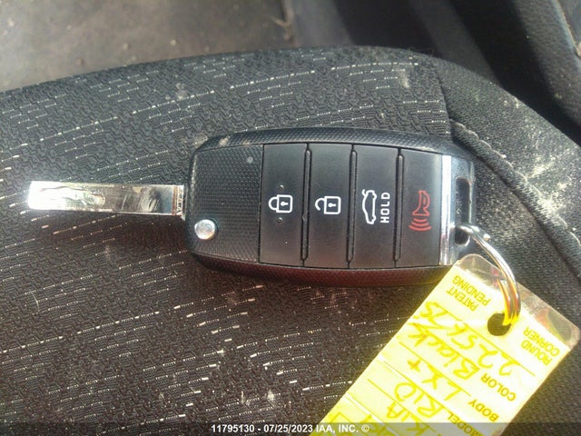 KIA RIO S 2019 3KPA25AB8KE225675 Image 3