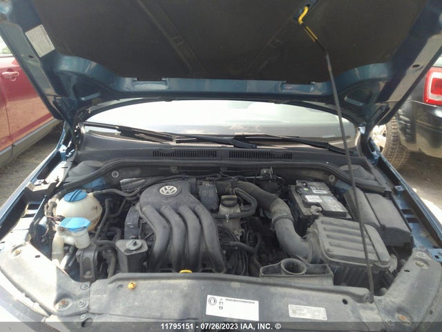 3VW2K7AJ0FM265720 Volkswagen JETTA S