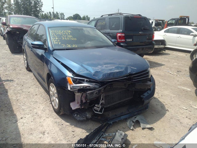 3VW2K7AJ0FM265720 Volkswagen JETTA S