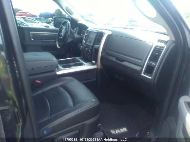 1C6RR7LM7JS287872 RAM 1500 Slt