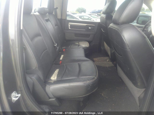 1C6RR7LM7JS287872 RAM 1500 Slt