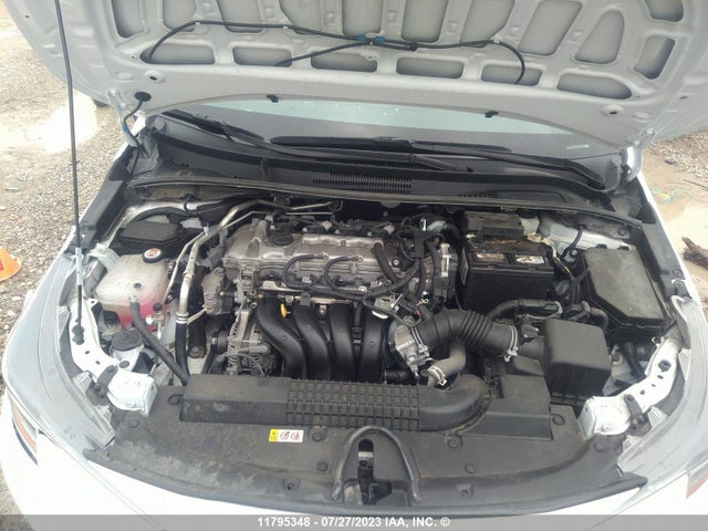 Toyota COROLLA LE 2022 5YFBPMBE5NP282055 Image 10