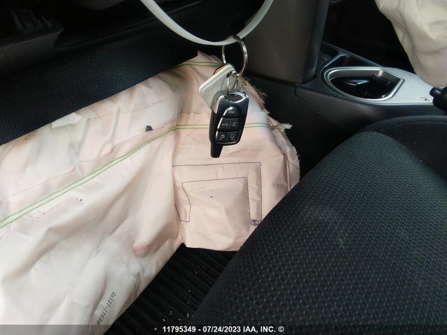 Toyota Rav4 Xle 2017 2T3WFREV8HW394128 Image 11