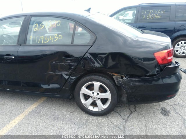 3VW2K7AJ3FM257322 Volkswagen JETTA S