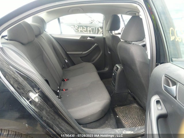 3VW2K7AJ3FM257322 Volkswagen JETTA S