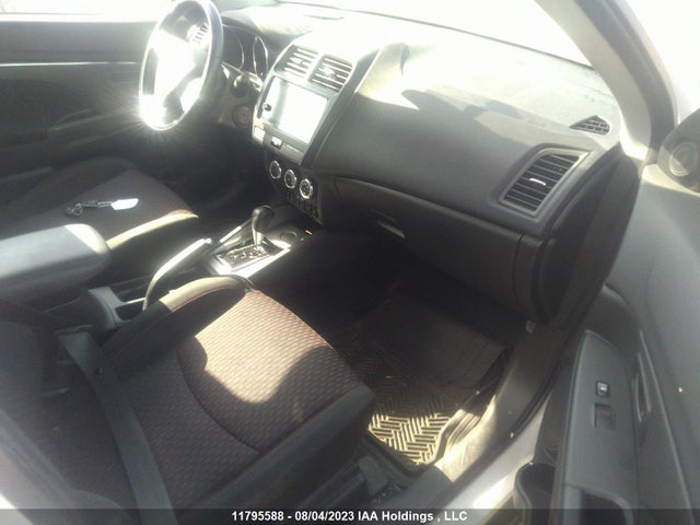 JA4AH3AU5JU601019 Mitsubishi Rvr Se/es