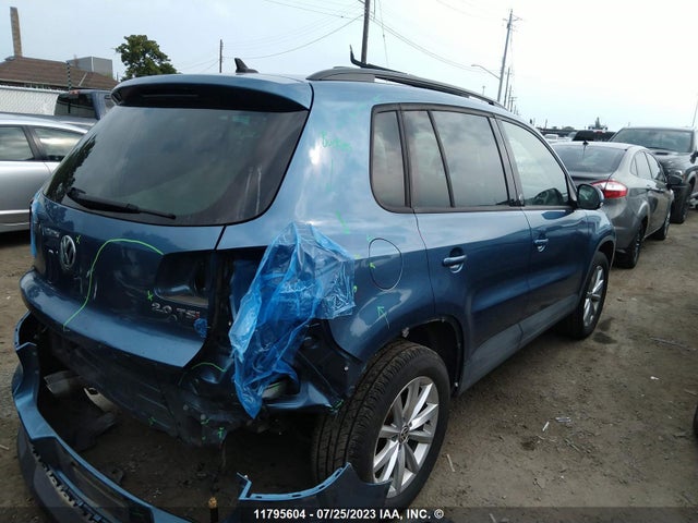WVGNV7AX6HW512538 Volkswagen Tiguan Wolfsburg