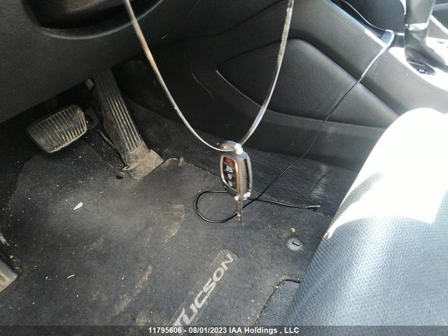 Hyundai TUCSON 2017 KM8J33A45HU400375 Image 11