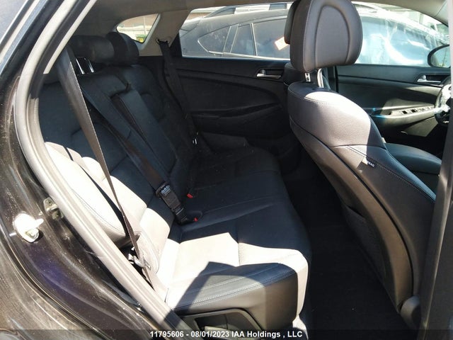 Hyundai TUCSON 2017 KM8J33A45HU400375 Image 8