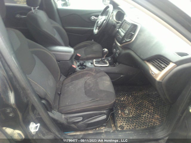 1C4PJMCS3GW129857 Jeep Cherokee North