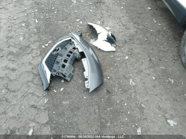 2GNAXKEV9K6226166 Chevrolet EQUINOX LT