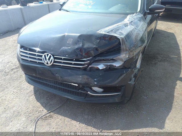 Volkswagen PASSAT 2015 1VWBV7A30FC022774 Image 6