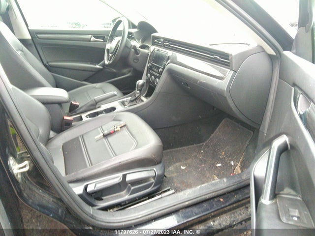 1VWBA7A34MC005159 Volkswagen Passat Highline