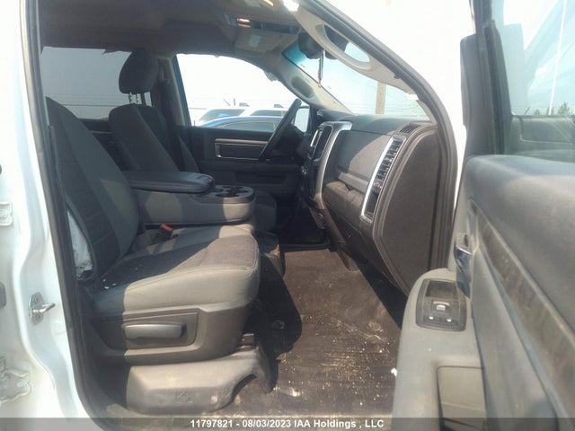 1C6RR7TT3JS301015 RAM 1500 Slt