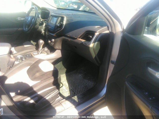 1C4PJMAB5GW110715 Jeep Cherokee Sport