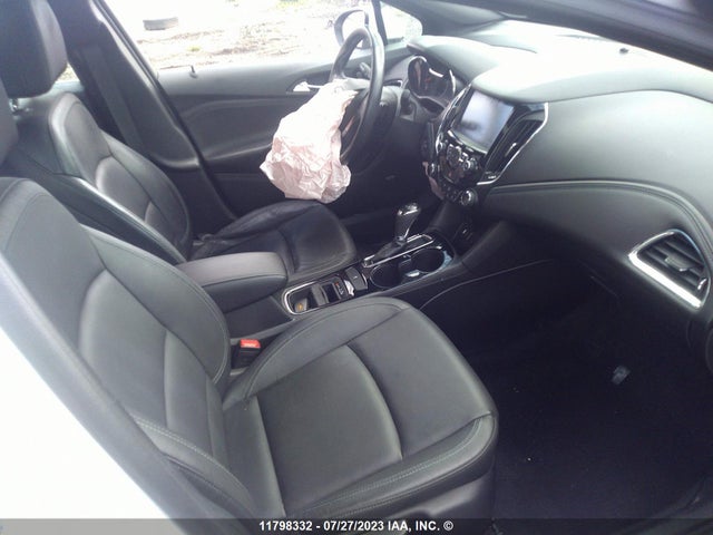 Chevrolet Cruze Premier 2018 1G1BF5SM1J7110562 Image 5